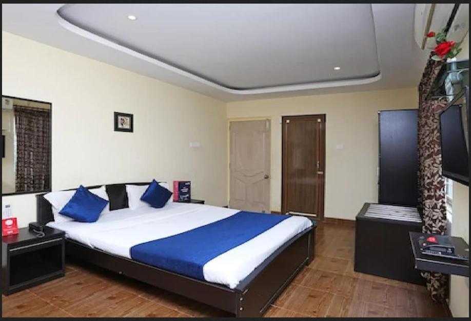 Hotel Bluewheel Bhubaneswar Exterior foto